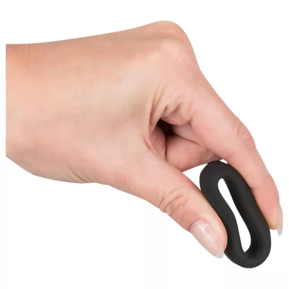 Black Velvets - pierścień na penisa silikonowy 2,6 cm - czarny